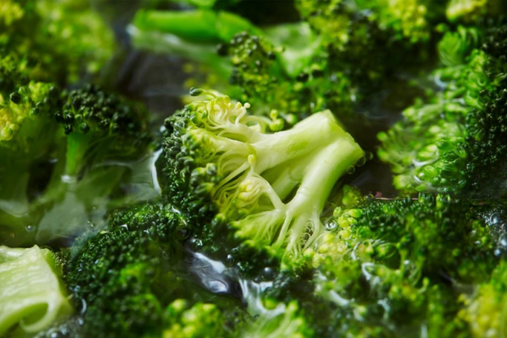 Broccoli florets in water