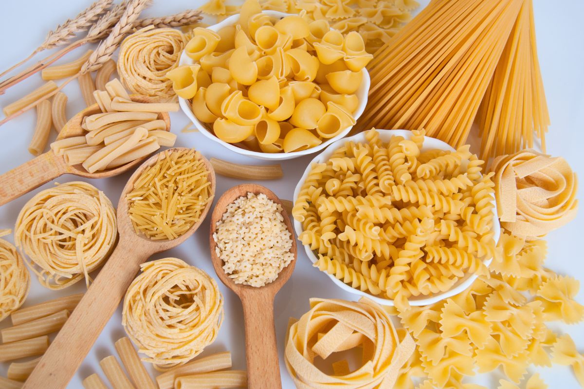 various types of dehydrated pasta