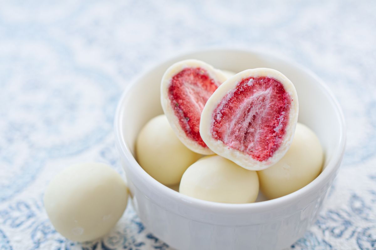 How To Make Freeze Dried Strawberries At Home