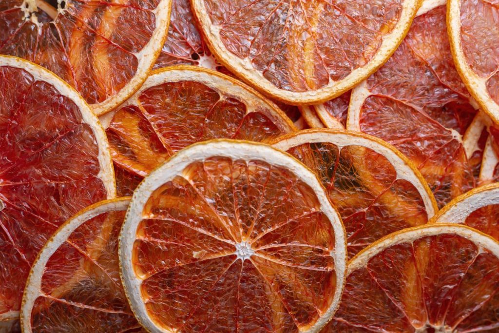 Thin, dried grapefruit slices