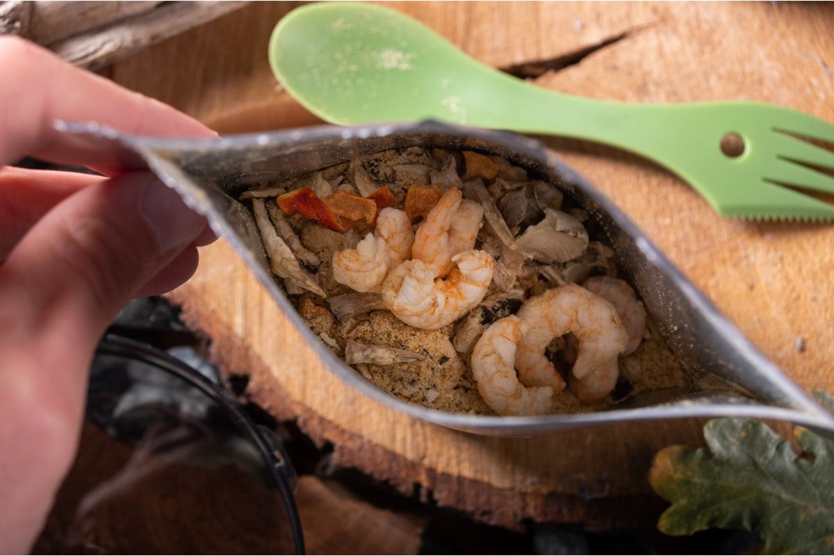 Dehydrating Seafood For Snacks And Drying Fish