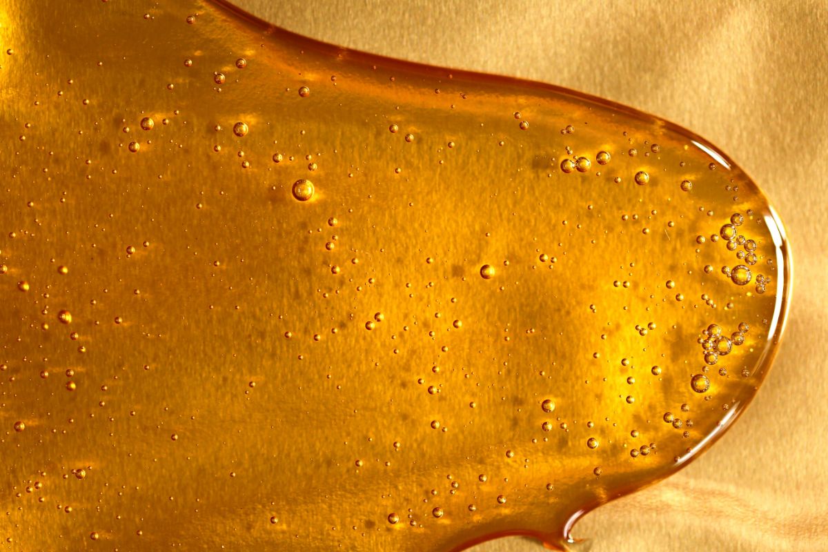 Dehydrating Honey And Making Honey Powder